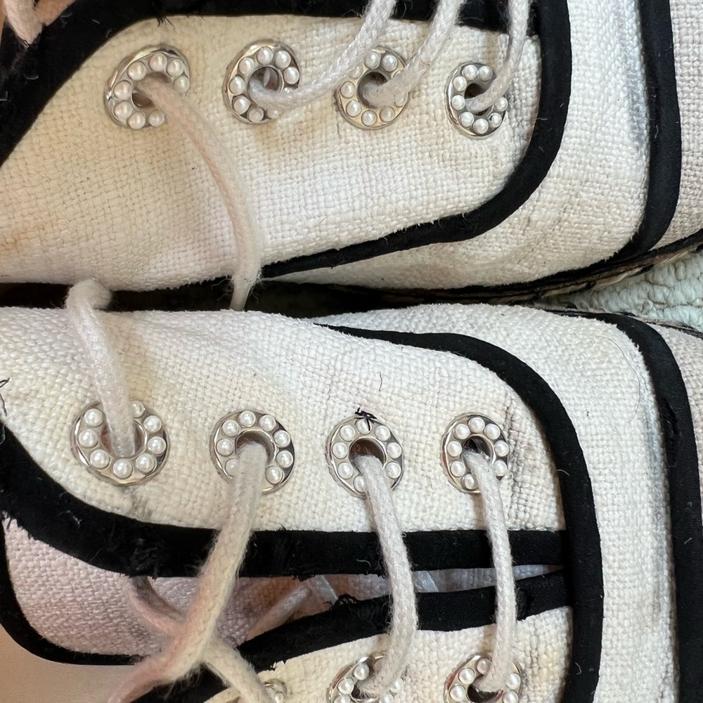 🔴🆑Authentic CHANEL Shoes 🆑🔴❤️ - Picture 9 of 11